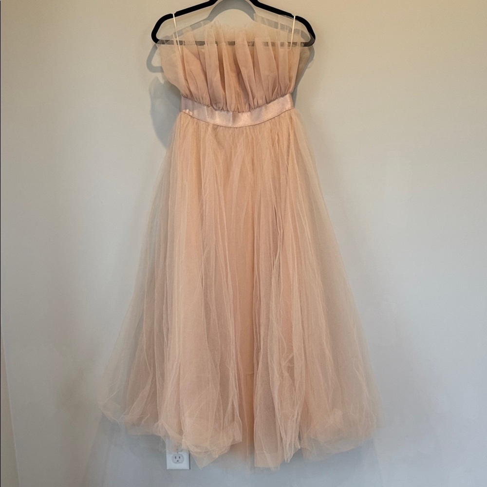 Strapless Tulle Formal Dress in Peach